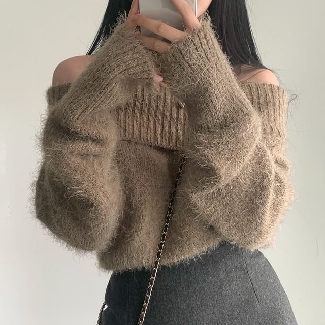 Alfie-Cold-Shoulder Plain Sweater