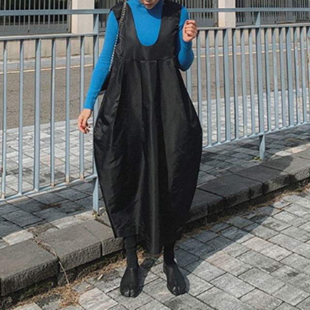 Felixia - Scoop Neck Plain Open Back Maxi Jumper Dress | YesStyle Felixia - Scoop Neck Plain Open Back Maxi Jumper Dress | YesStyle