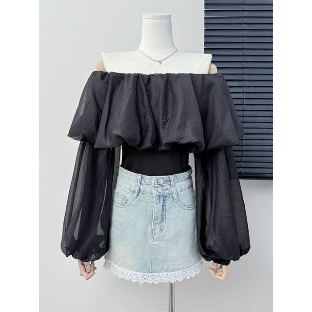 Lemongrass-Ruffled Off-Shoulder Bubble-Sleeve Crop Top