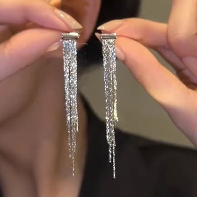 Poppin-Chain Fringed Drop Earring
