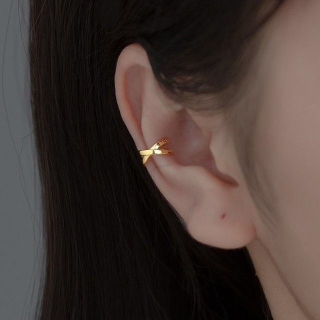 A-ROCH-Layered Sterling Silver Cuff Earring