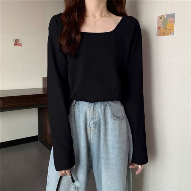 Sisyphi-Long Sleeve Square Neck Plain Crop Tee