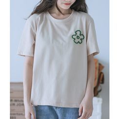 Echo Forest - Short-Sleeve Flower T-Shirt