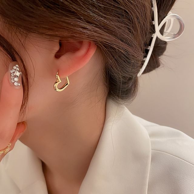 Calafa-Alloy Heart Earring