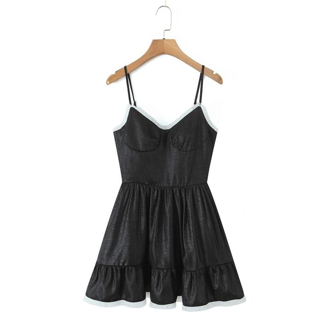Ulark-Spaghetti Strap V-Neck Contrast Trim Mini A-Line Dress