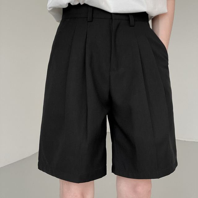 Savenne-High Waist Plain Inverted Pleated Shorts