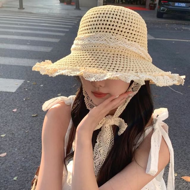 Raconteur-Straw Lace Trim Bucket Hat