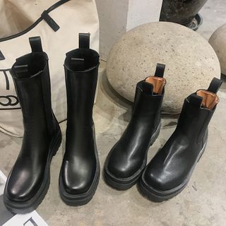calf chelsea boots