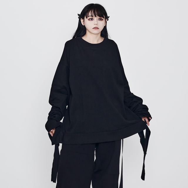 Ravenstem-Round Neck Plain Asymmetrical Oversized Pullover