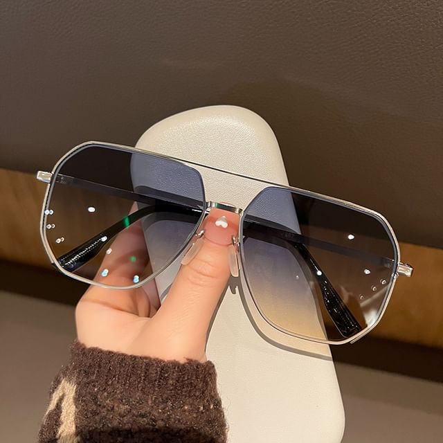 MOL Girl-Polygon Aviator Sunglasses