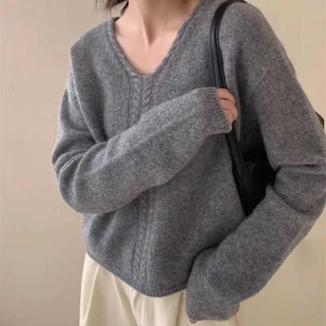 Beaustreet-Long-Sleeve V-Neck Plain Sweater