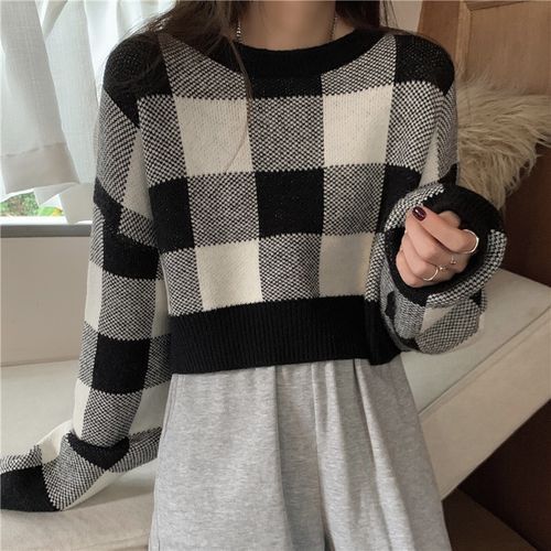 Whychunga Crew Neck Plaid Cropped Sweater YesStyle