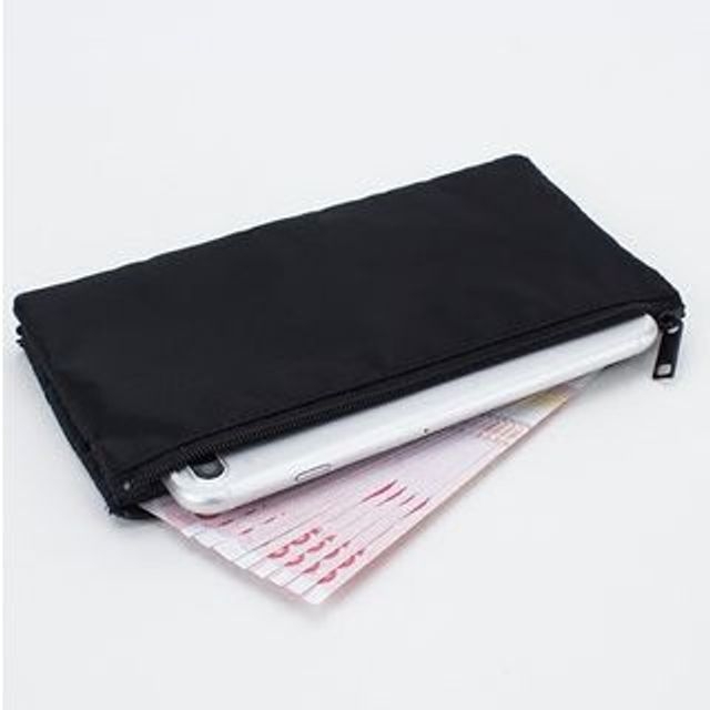 Melois-Nylon Pouch