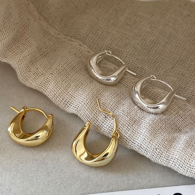 Kamuel-Polished Alloy Huggie Earring
