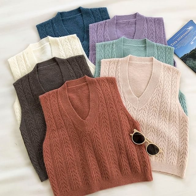 DIYI-Plain V-Neck Cable-Knit Vest