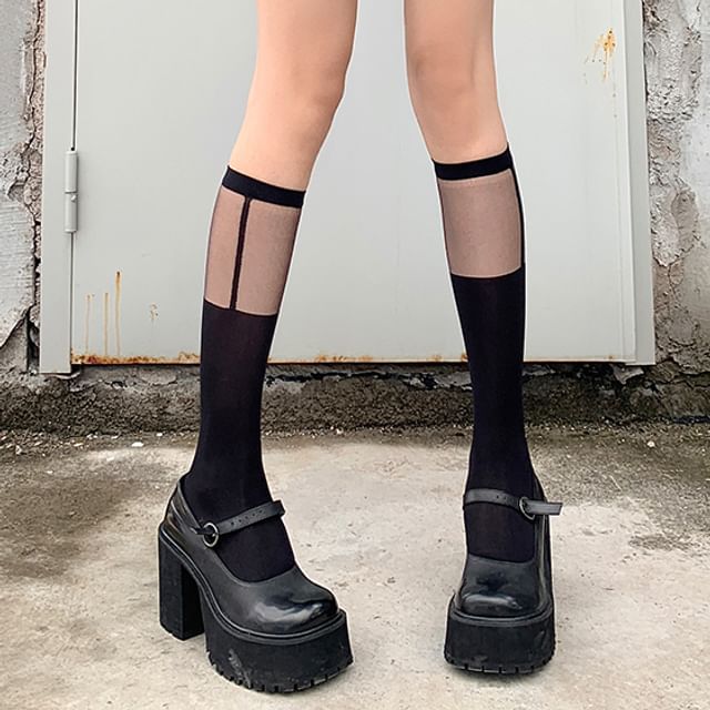 Desperim-Plain Mesh Knee High Socks