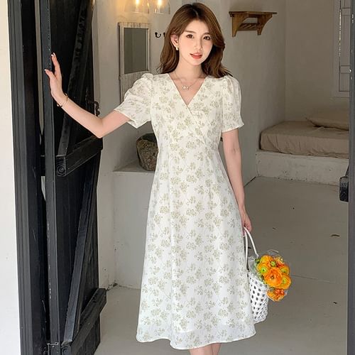 V-neck shops Floral Print Dress