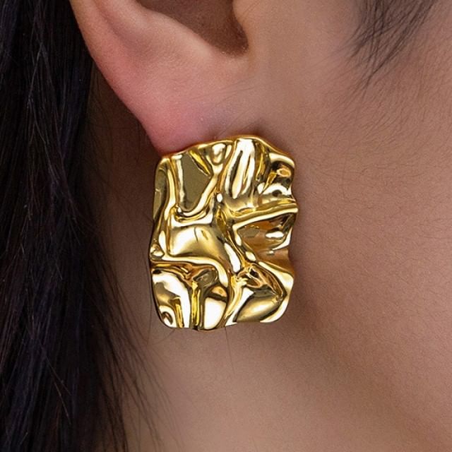 Aucucci-Irregular Ear Stud