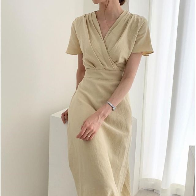 Midoray - Short-Sleeve V-Neck Linen Midi A-Line Dress | YesStyle