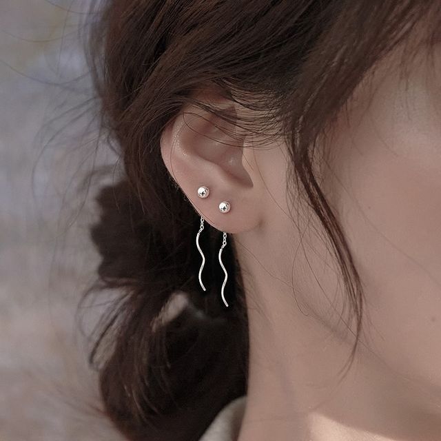 pexrl jewelry-Wavy Sterling Silver Dangle Earring