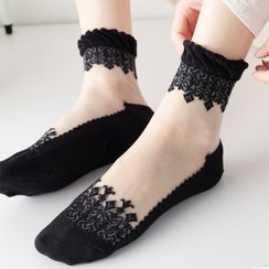 Rivara - Sheer Socks Set