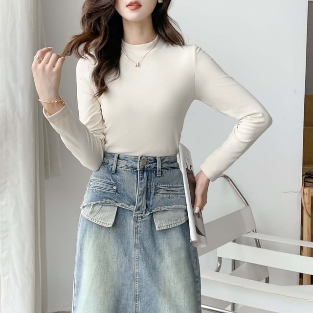 Ukiyo-Long-Sleeve High Neck Plain T-Shirt