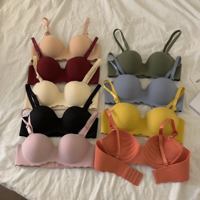 The new fall colours of the Ta-Ta - Pinned Up Bra Lounge