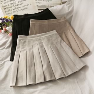 High waisted shop pleated mini skirt