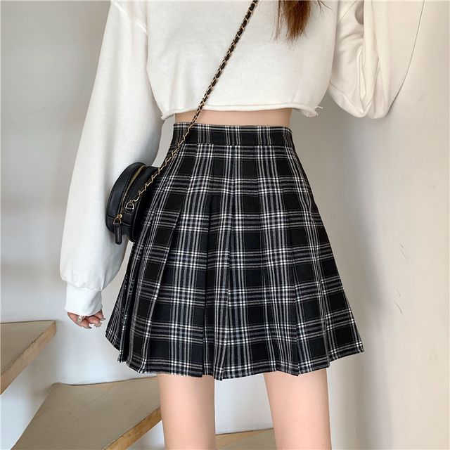 Shinsei - Plaid Pleated Mini A-Line Skirt | YesStyle