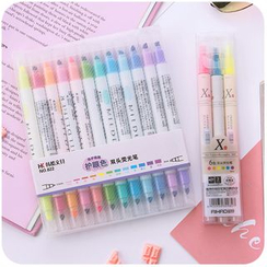 Momoi - Double Ended Highlighter Momoi - Double Ended Highlighter