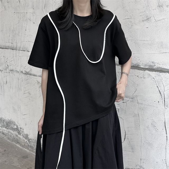 SIMPLE BLACK-Short-Sleeve Crew Neck Contrast Trim Tee