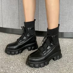 JY Shoes - Platform Lace-Up Short Boots JY Shoes - Platform Lace-Up Short Boots