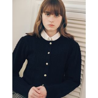rolarola★韓国人気 CABLE BEACH CARDIGAN_3色 MUSINSA公式 | ROLAROLA CABLE BEACH CARDIGAN BLACK