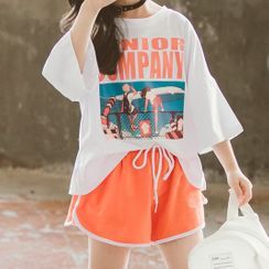 Hobab - Kids Set: Print Short-Sleeve T-Shirt + Shorts Hobab - Kids Set: Print Short-Sleeve T-Shirt + Shorts