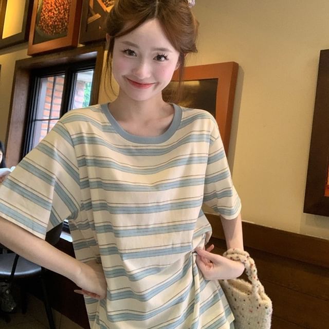 Sienne-Short Sleeve Crew Neck Striped Tee