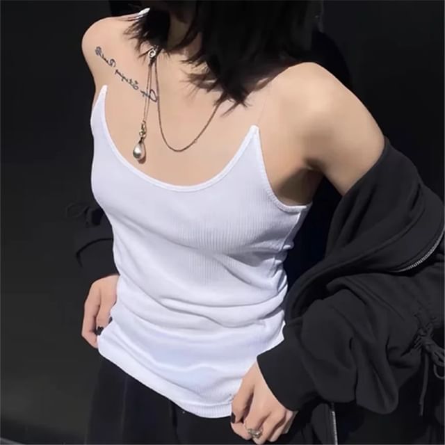 Asiris-Scoop Neck Plain Racerback Cami Top