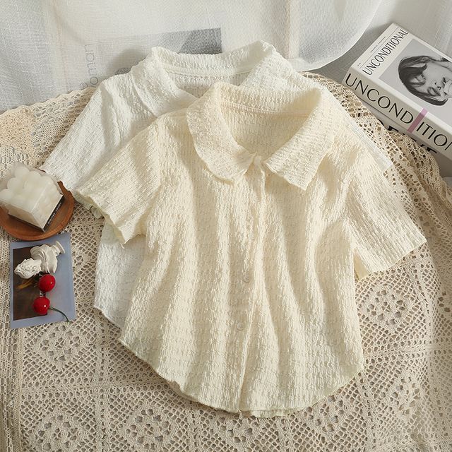 Lemongrass-Embossed Slim-Fit Crop Shirt