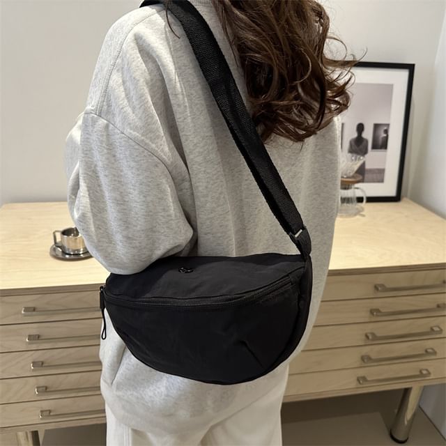 NewTown-Plain Nylon Belt Bag