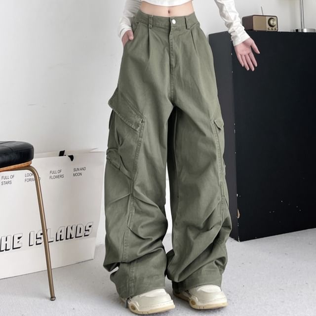 【HI FI FNK】Ronie Cargo Wide Pants RONIN - Mid Rise Plain Wide Leg Cargo Pants | YesStyle