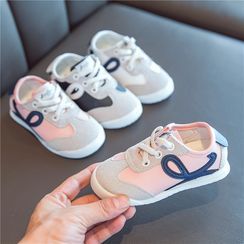 Doradas - Kids Faux-Suede Panel Lace-Up Sneakers Doradas - Kids Faux-Suede Panel Lace-Up Sneakers