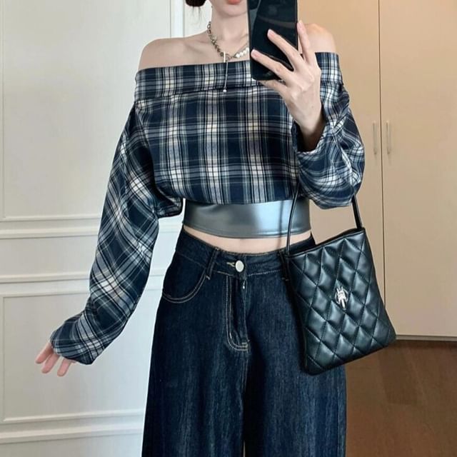 monroll-Off-Shoulder Plaid Cropped Blouse