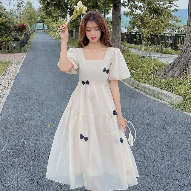Square Neck Puff Sleeve A Line Dress Beitra Puff-Sleeve Square Neck Plain Bow Midi A-Line Dress Square Neck Puff Sleeve A Line Dress Beitra Puff-Sleeve Square Neck Plain Bow Midi A-Line Dress