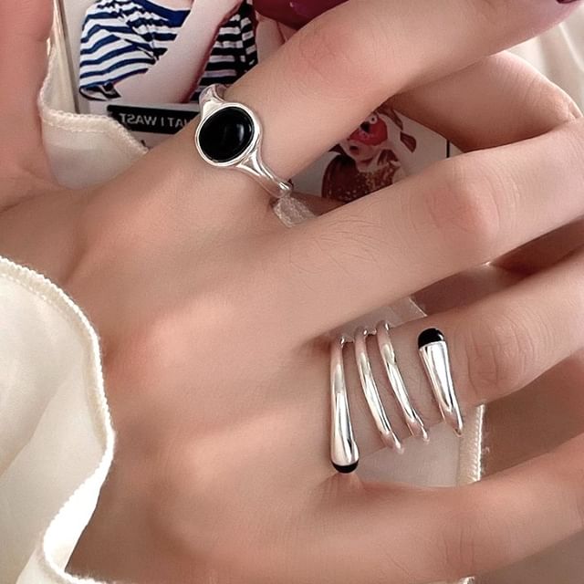Sharkkira-Alloy Agate Ring
