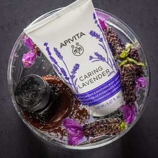APIVITA - Caring Lavender Moisturizing & Soothing Body Cream