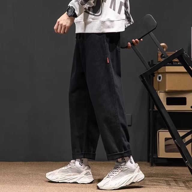 Priam-Mid Rise Plain Cropped Tapered Pants