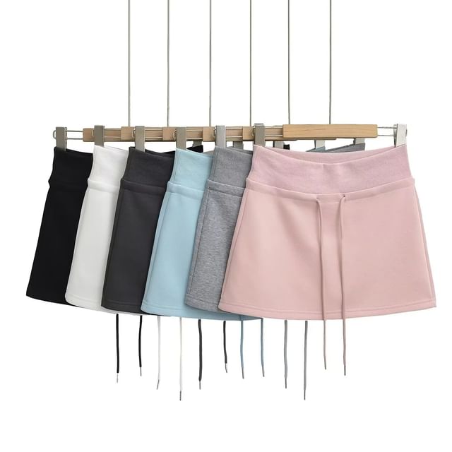 Asiris-High Rise Plain Mini A-Line Skirt