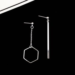HEDGY - Asymmetric Drop Earrings HEDGY - Asymmetric Drop Earrings