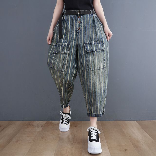 RAIN DEER - Striped Capri Baggy Jeans 