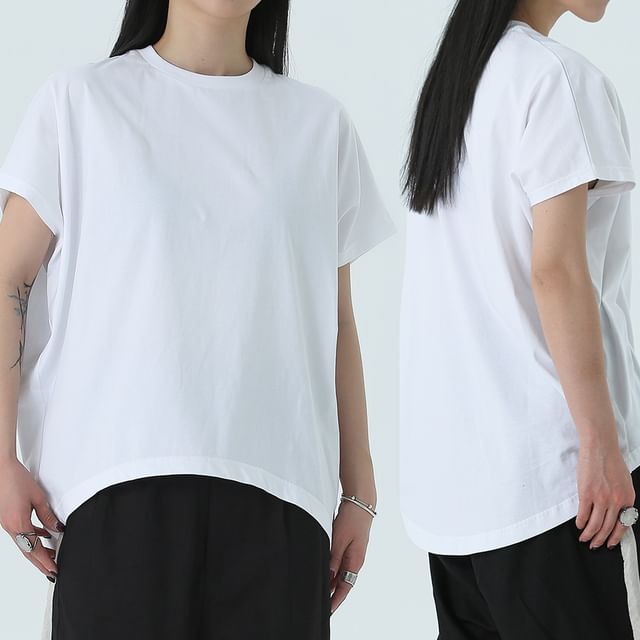 SIMPLE BLACK-Short-Sleeve Crewneck Plain Blouse