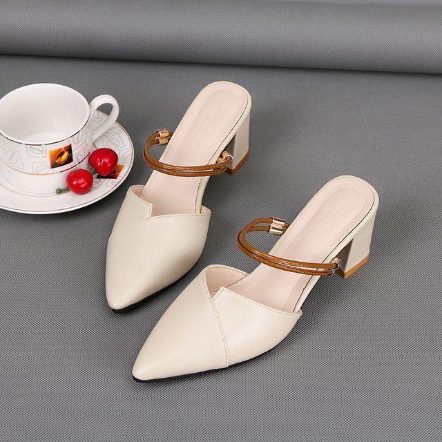 Asterisk-Pointy Chunky Heel Mules